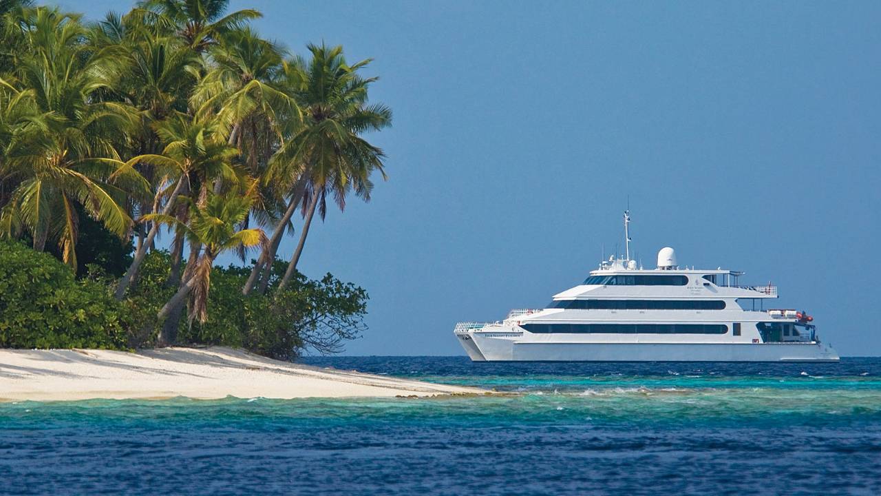【新航】马尔代夫四季邮轮Four Seasons Explorer4晚6日度假